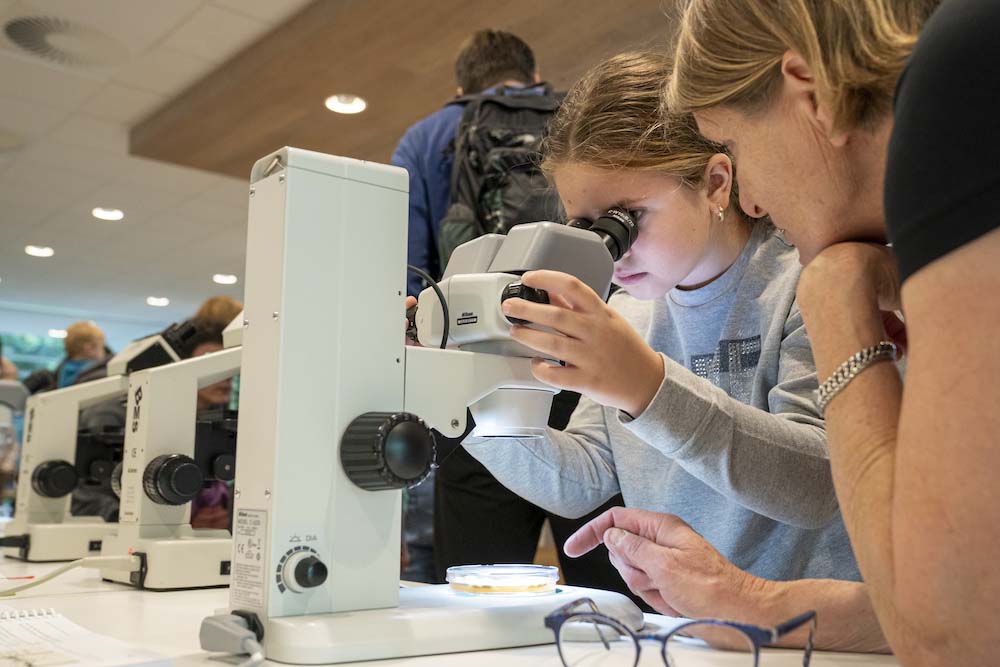 01-10-2022: Weekend van de Wetenschap - Hubrecht Institute - fotograaf Thijs Rooimans